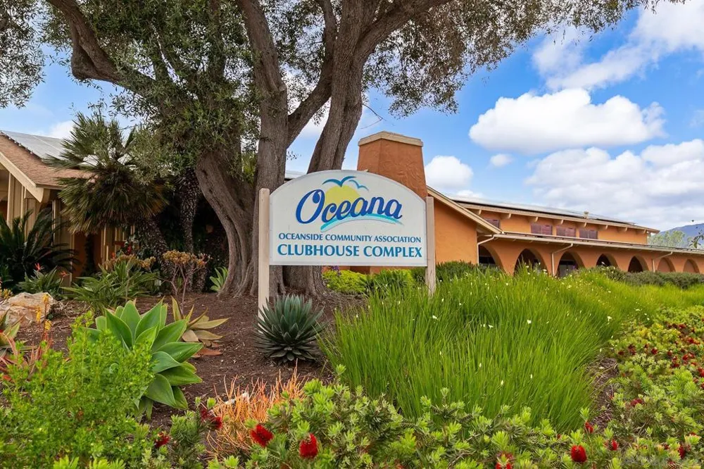 3685 Vista Campana #5 Oceanside, CA 92057