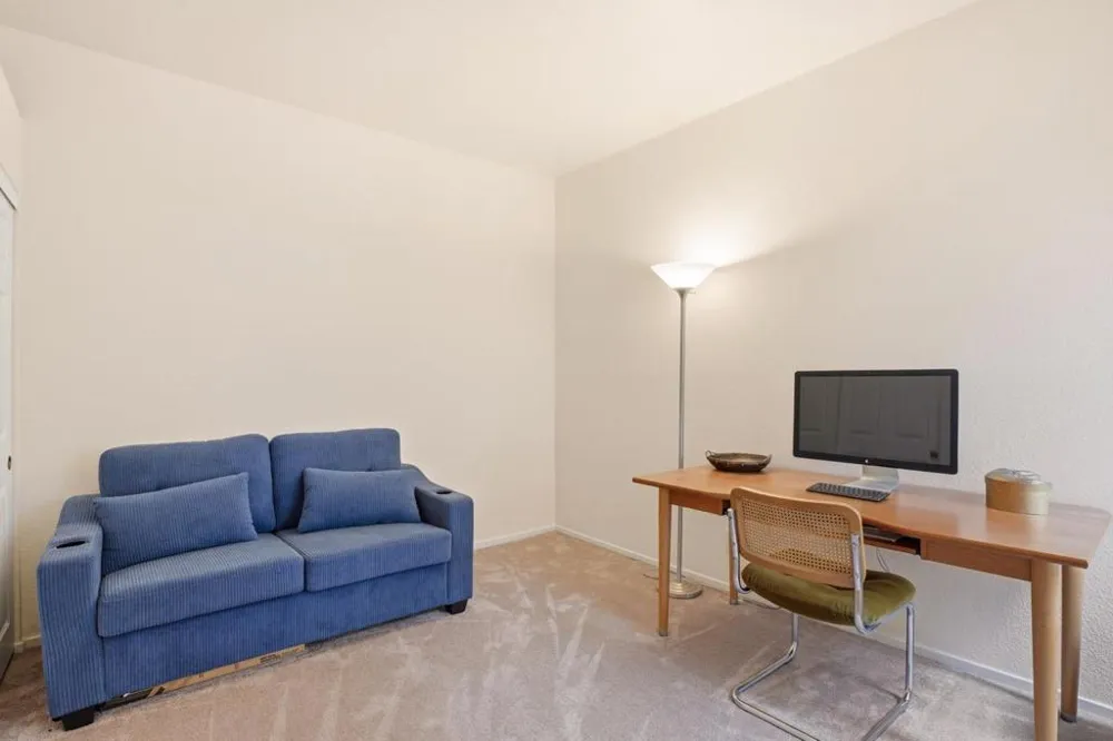 132 Amesport Half Moon Bay, CA 94019