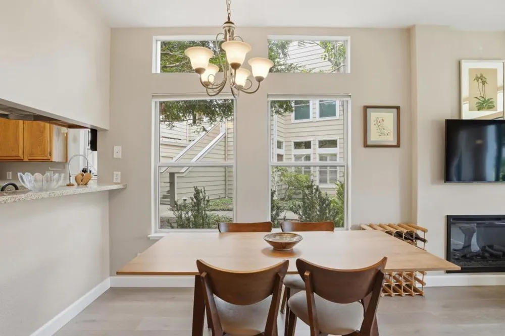 132 Amesport Half Moon Bay, CA 94019