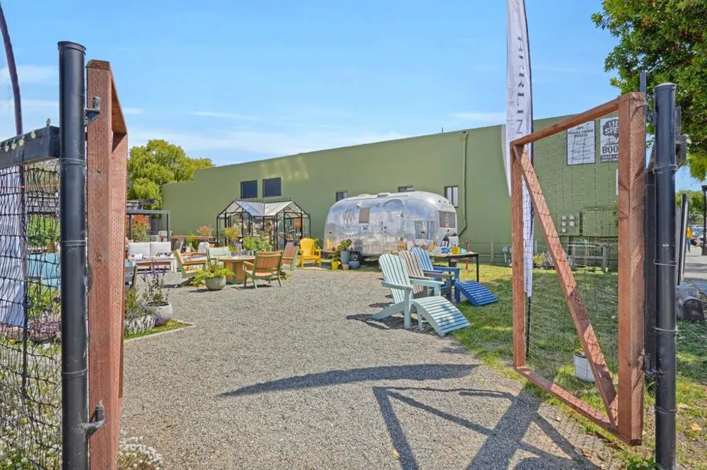 132 Amesport Half Moon Bay, CA 94019
