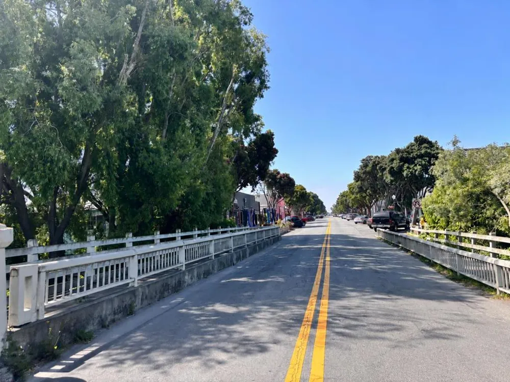 132 Amesport Half Moon Bay, CA 94019