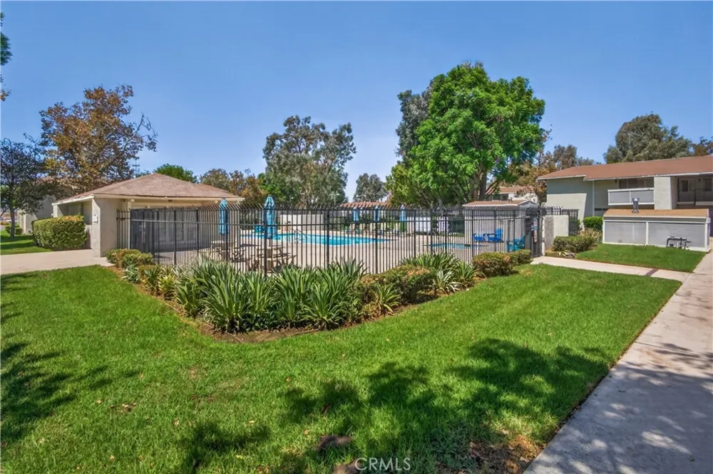 26200 Redlands #148 Redlands, CA 92373