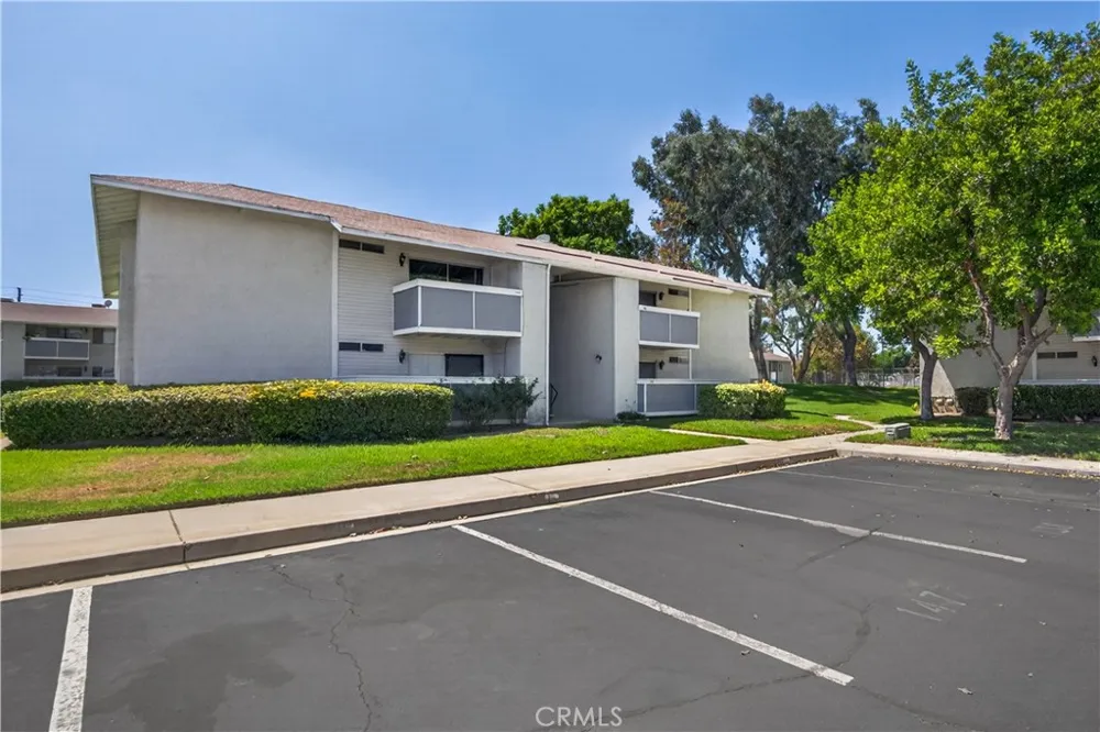 26200 Redlands #148 Redlands, CA 92373