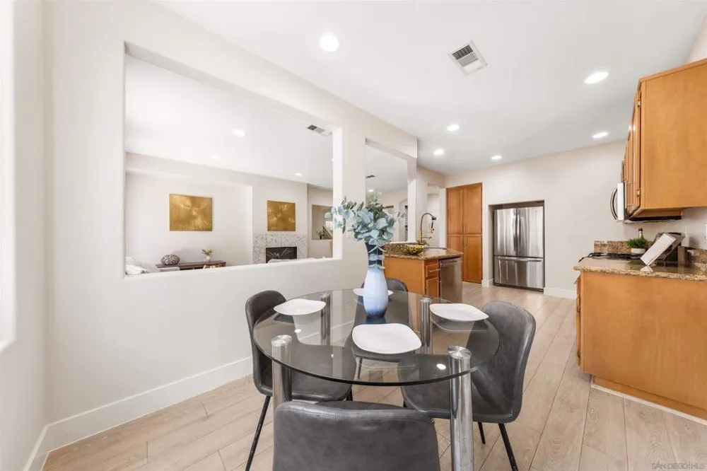 10685 Wexford St #2 San Diego, CA 92131