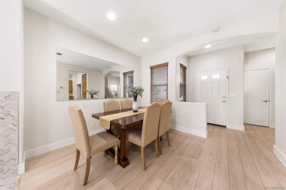 10685 Wexford St #2 San Diego, CA 92131