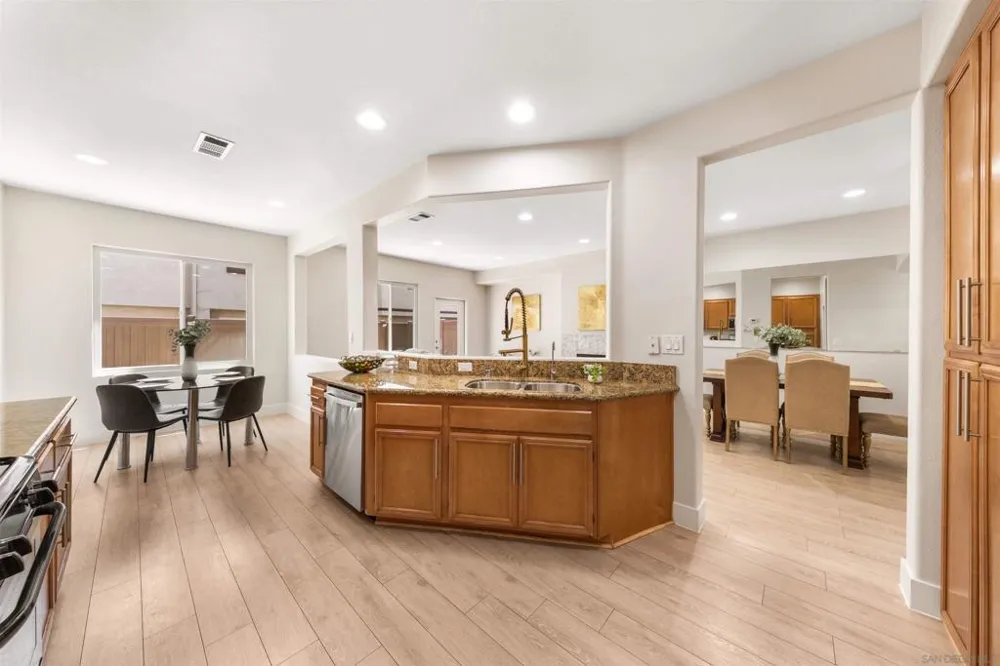 10685 Wexford St #2 San Diego, CA 92131