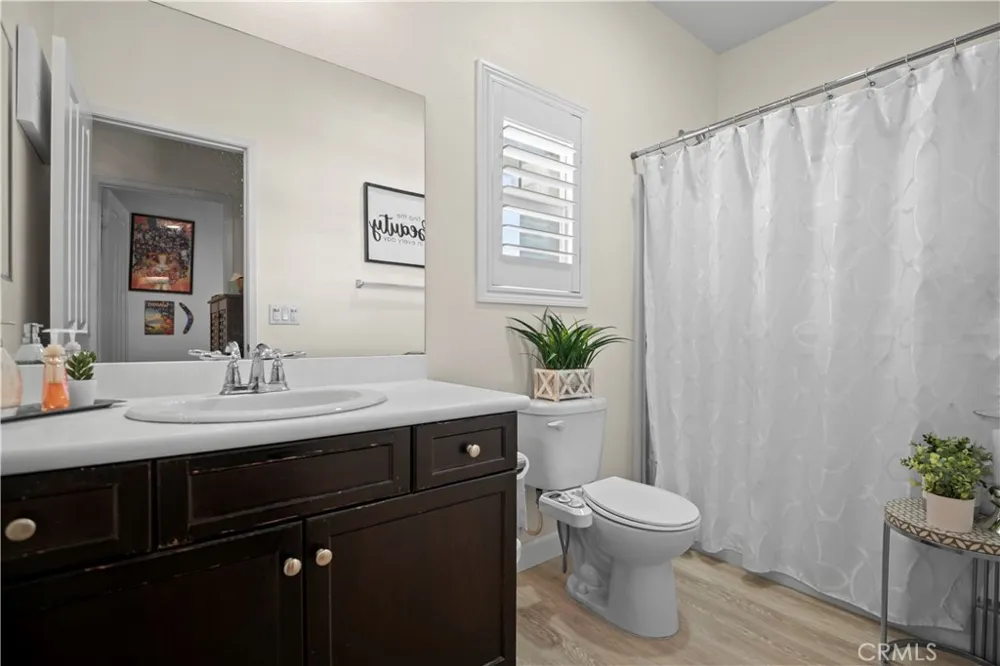 16773 Buttonwood Lane Fontana, CA 92336