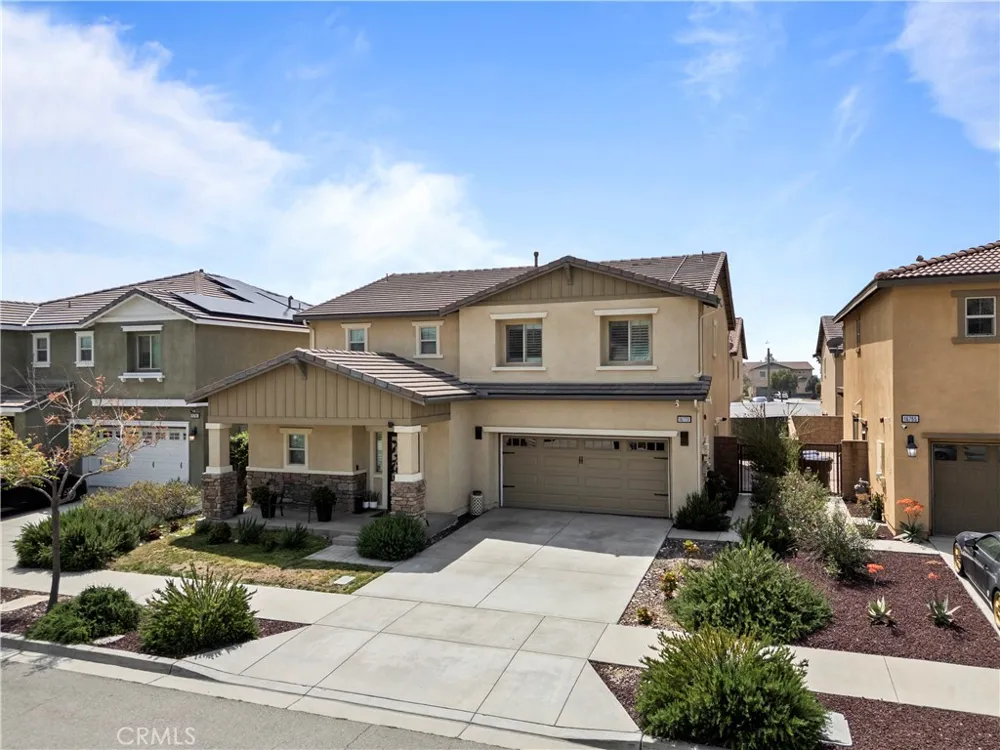 16773 Buttonwood Lane Fontana, CA 92336
