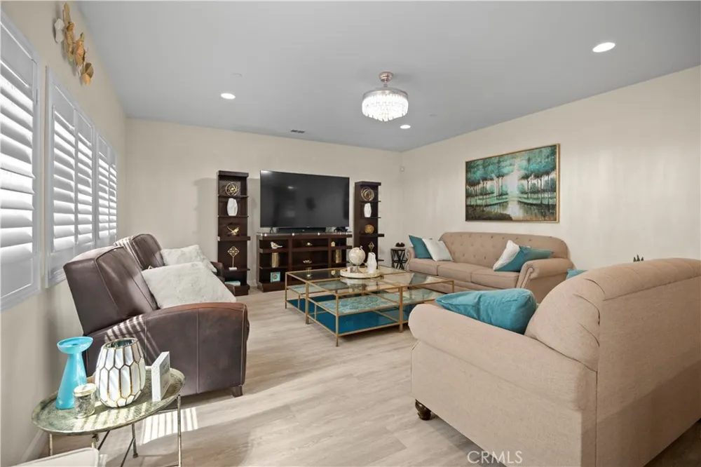 16773 Buttonwood Lane Fontana, CA 92336