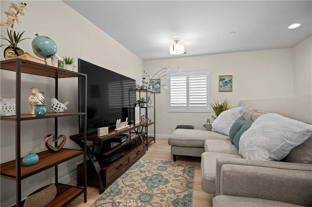 16773 Buttonwood Lane Fontana, CA 92336