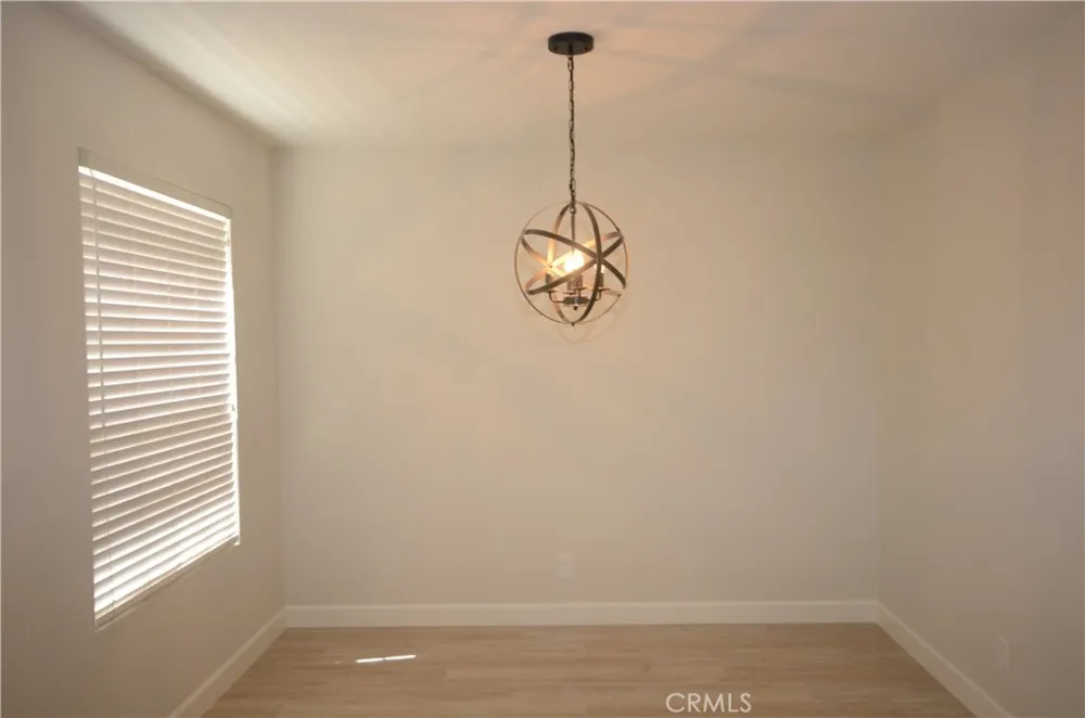 118 Oxford Irvine, CA 92612