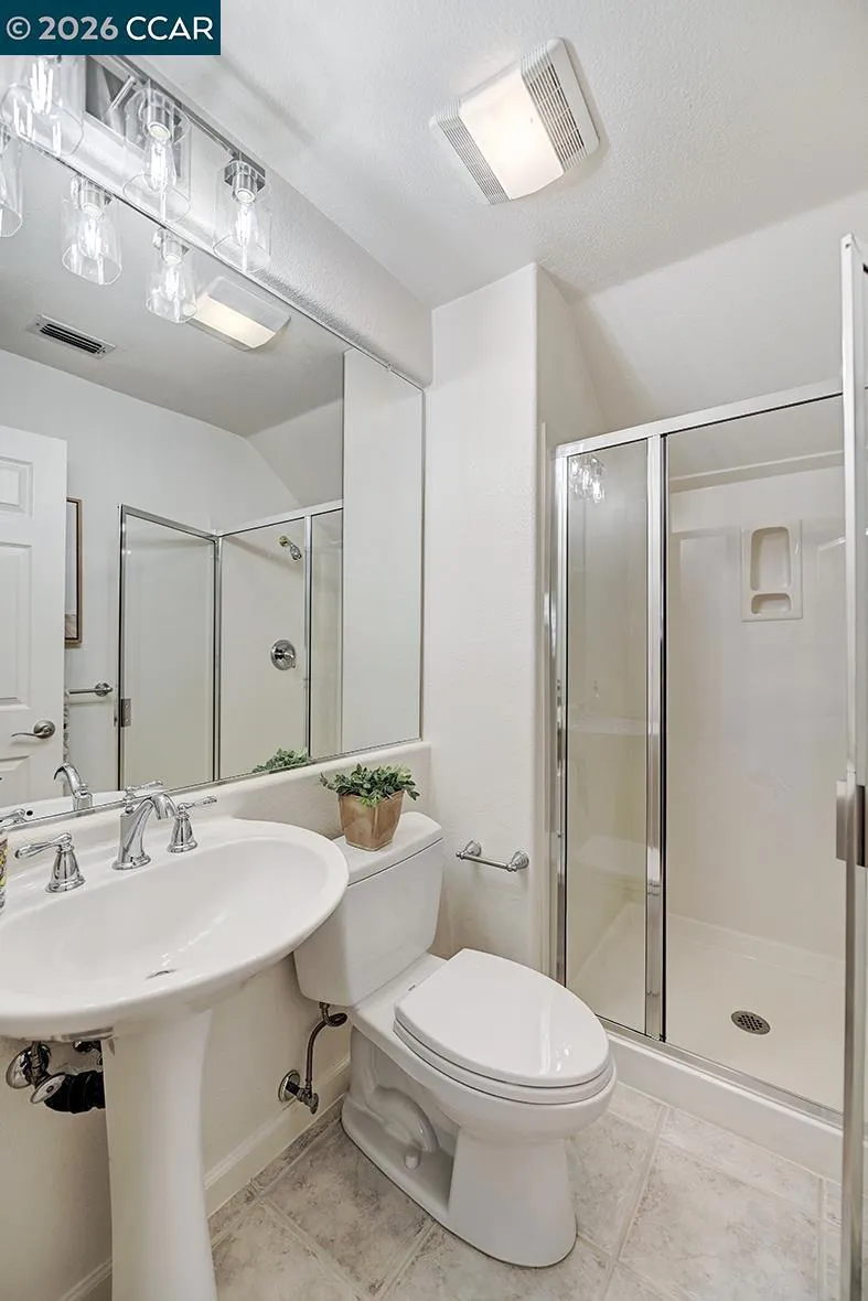 512 Matisse Ct Walnut Creek, CA 94597