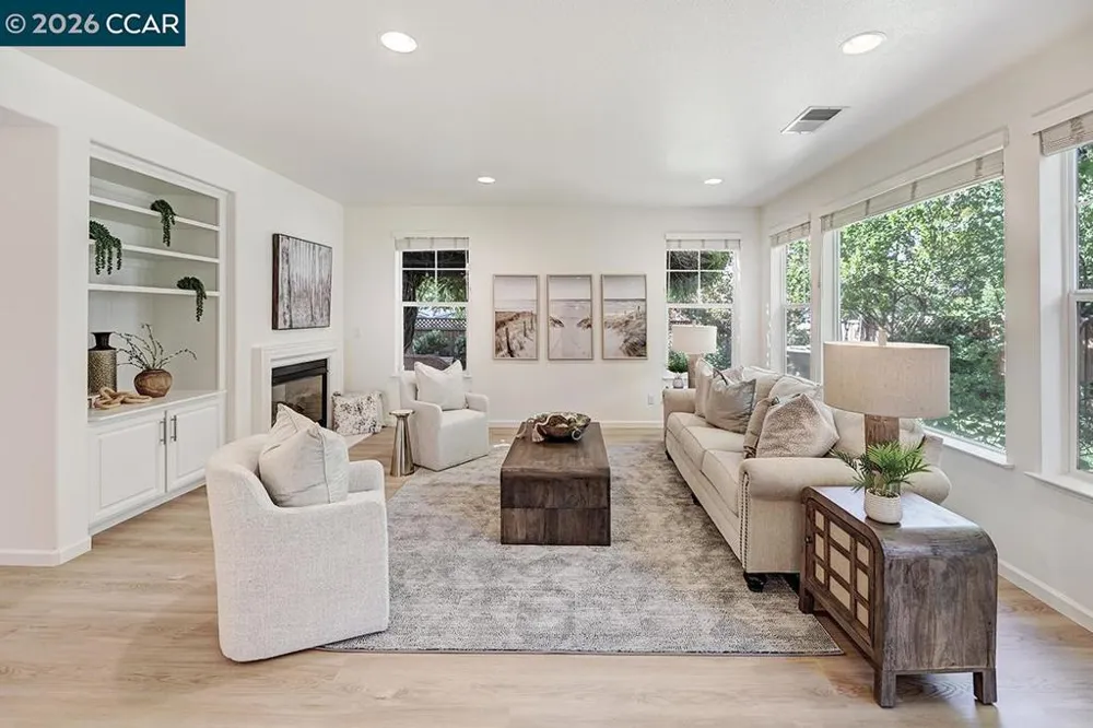 512 Matisse Ct Walnut Creek, CA 94597