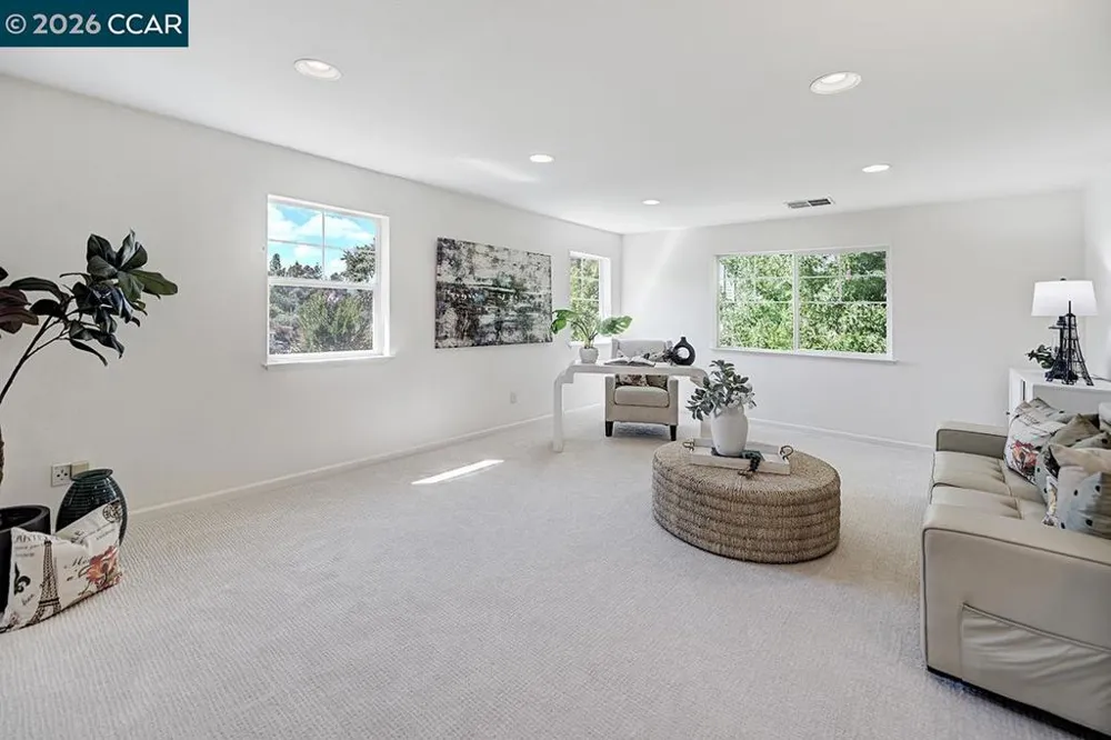 512 Matisse Ct Walnut Creek, CA 94597