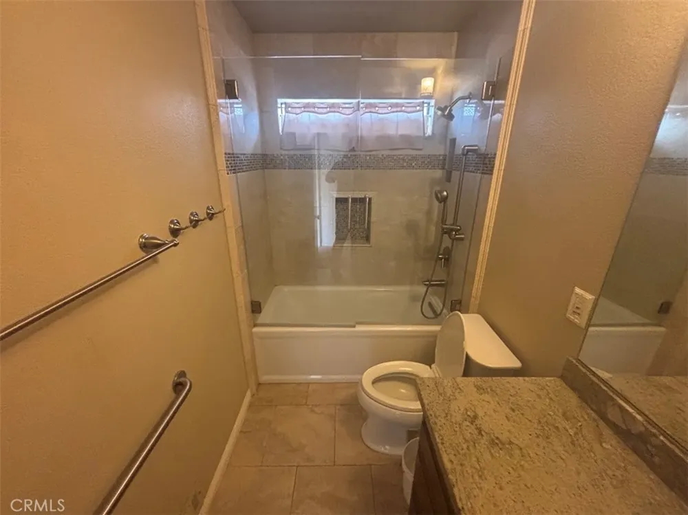 6301 Riverside Sacramento, CA 95831