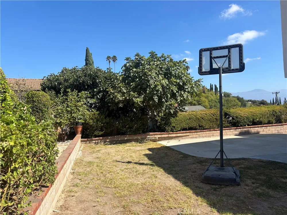 803 Abe Monterey Park, CA 91755