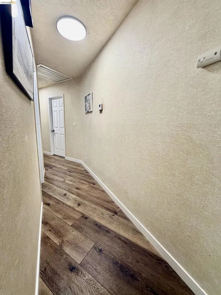 23421 Porcina Way Columbia, CA 95310