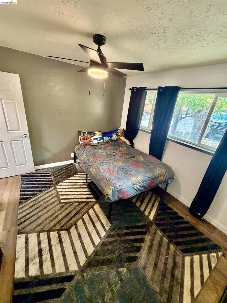 23421 Porcina Way Columbia, CA 95310