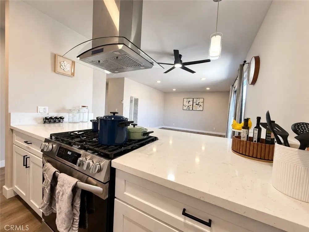 646 Nebraska Avenue #5 Long Beach, CA 90802