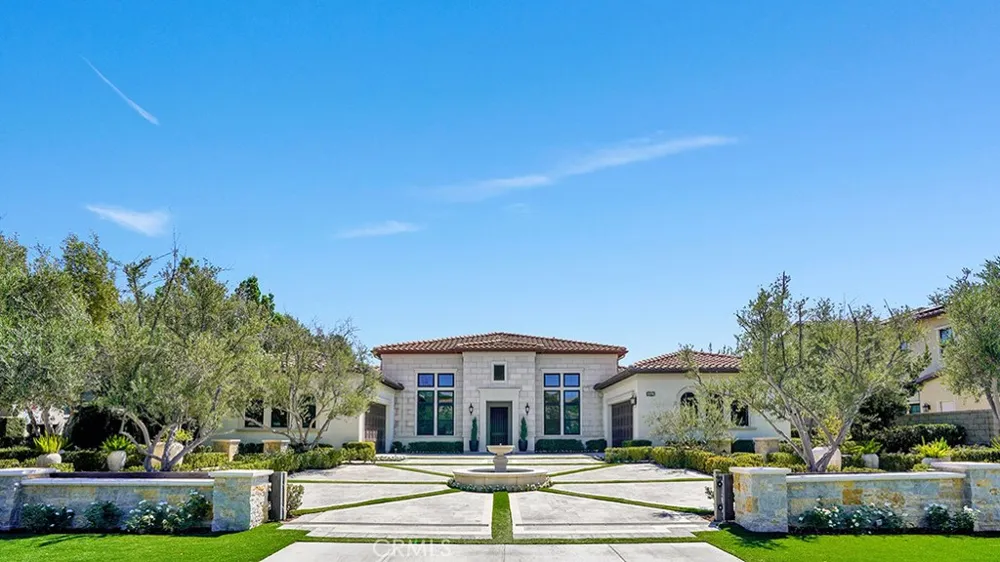 18332 Tytris Yorba Linda, CA 92886