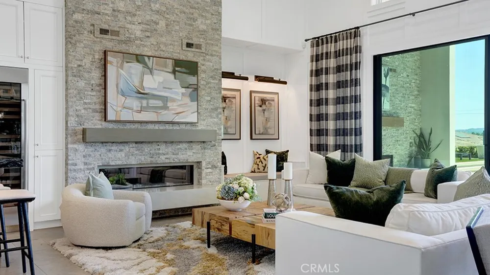 18332 Tytris Yorba Linda, CA 92886