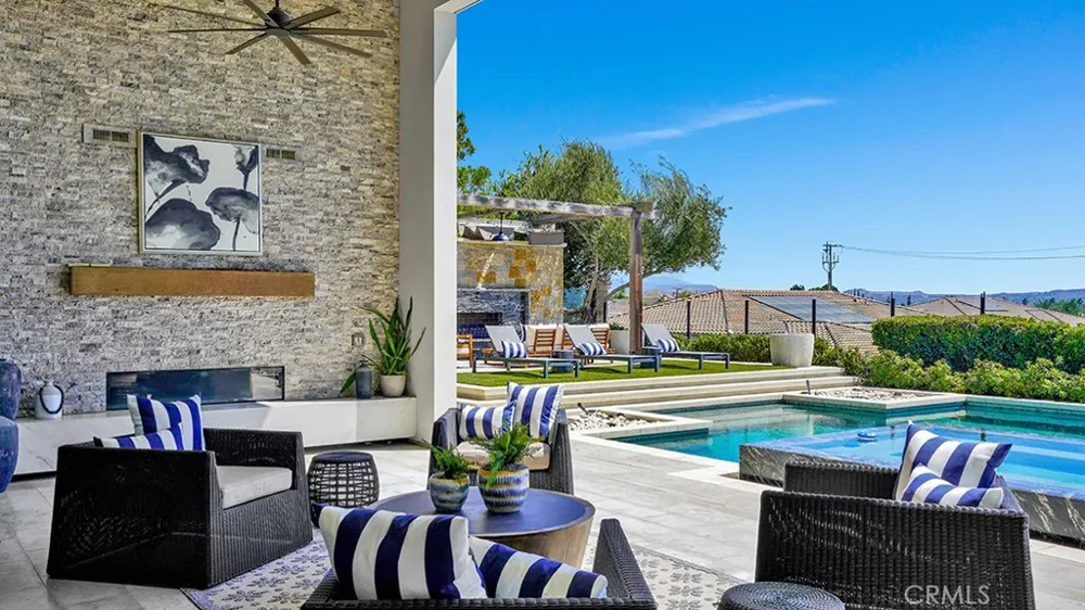 18332 Tytris Yorba Linda, CA 92886