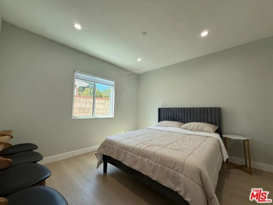 11333 Delano Street North Hollywood, CA 91606