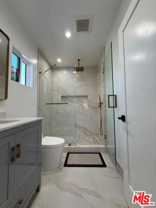 11333 Delano Street North Hollywood, CA 91606