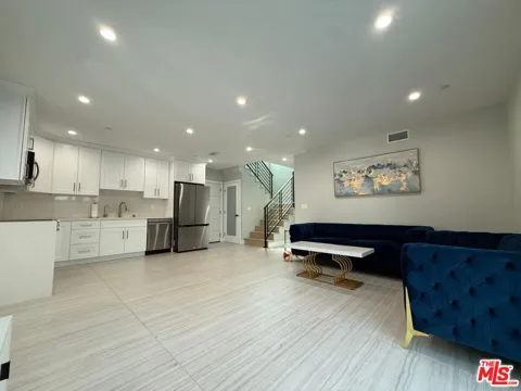 11333 Delano Street