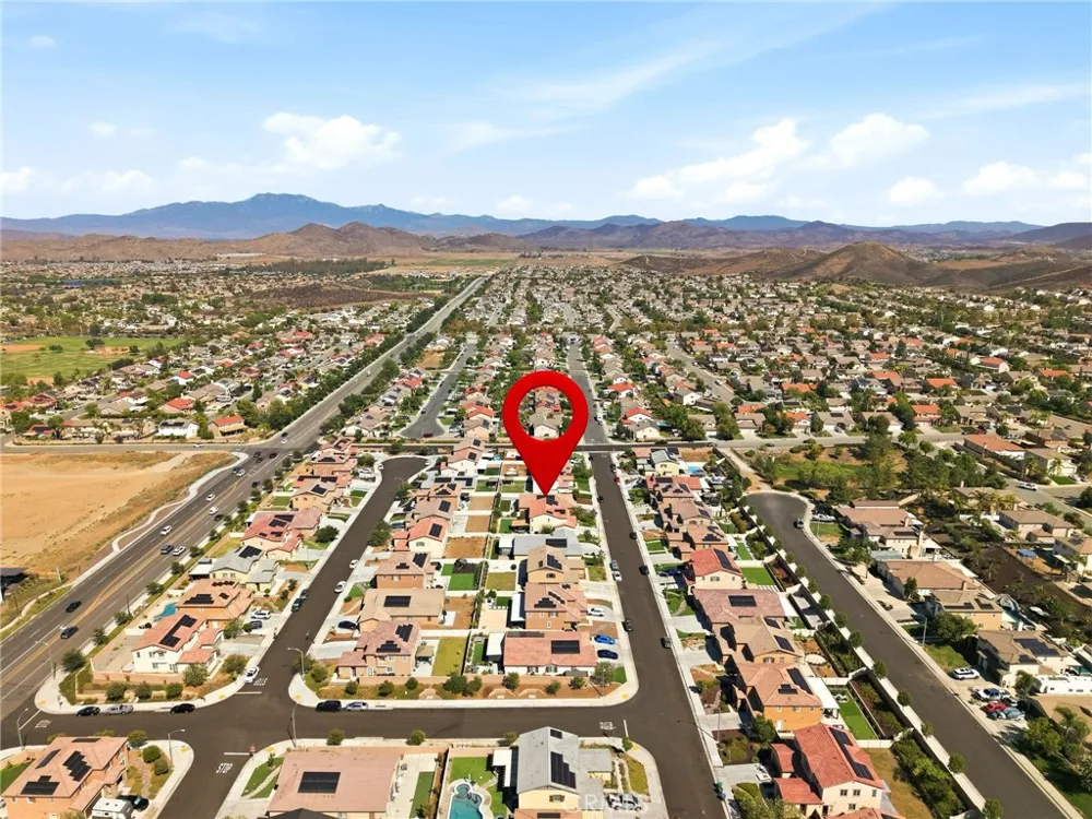 28426 Heather Green Menifee, CA 92584