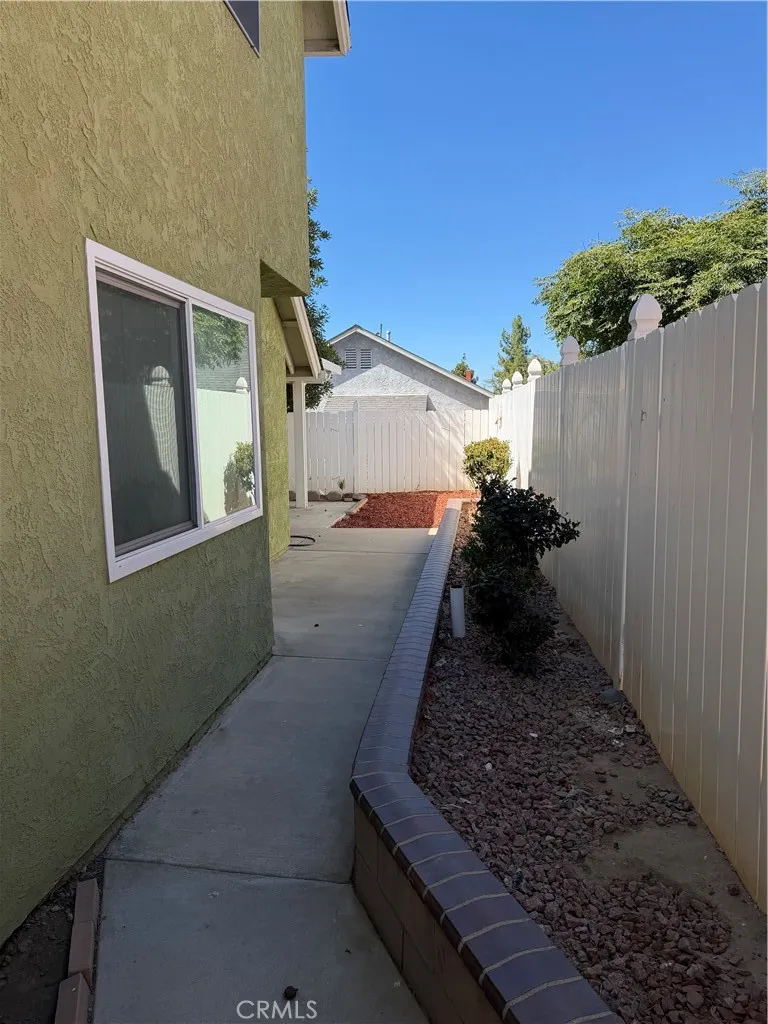 13151 Pawnee Moreno Valley, CA 92555