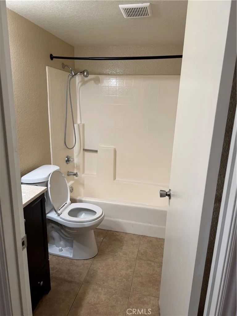 13151 Pawnee Moreno Valley, CA 92555