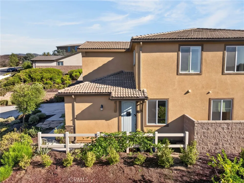 45867 Cebalo Temecula, CA 92592