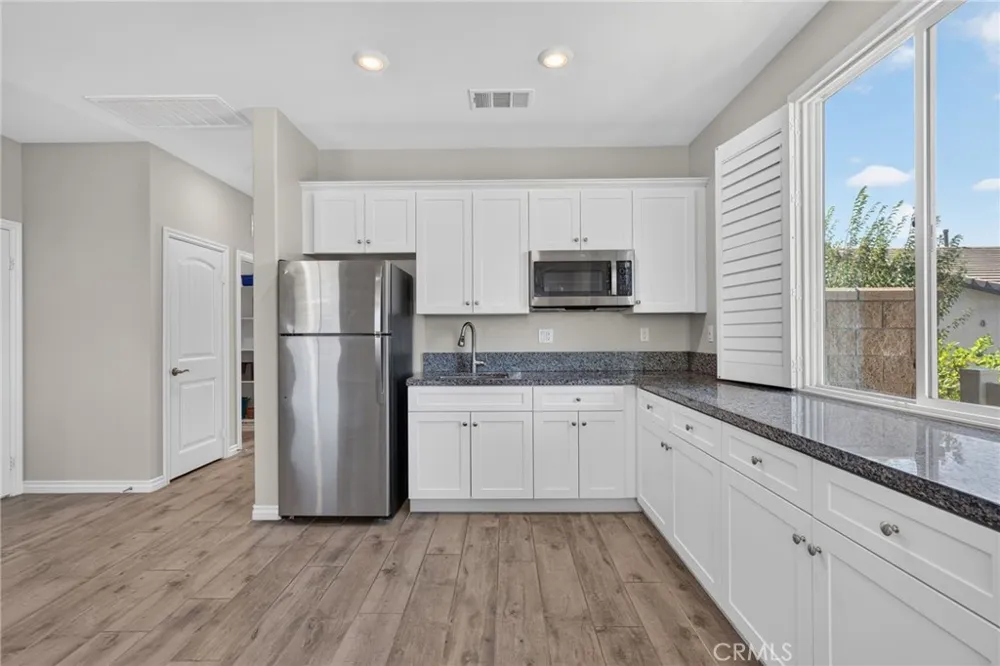 45867 Cebalo Temecula, CA 92592