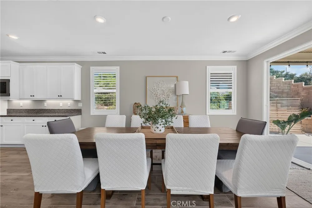45867 Cebalo Temecula, CA 92592
