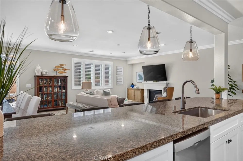 45867 Cebalo Temecula, CA 92592
