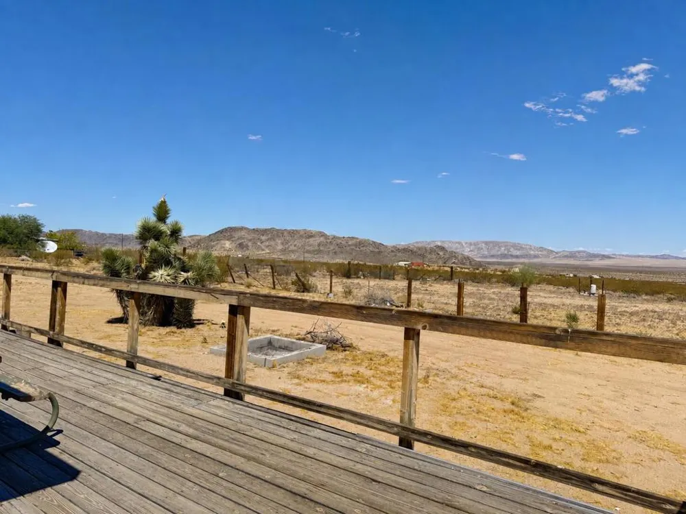 4525 Kickapoo Landers, CA 92285