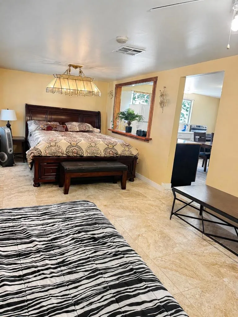 4525 Kickapoo Landers, CA 92285