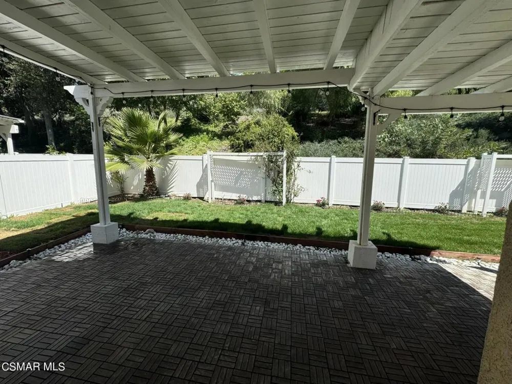 18635 Nathan Hill Drive #11 Canyon Country, CA 91351