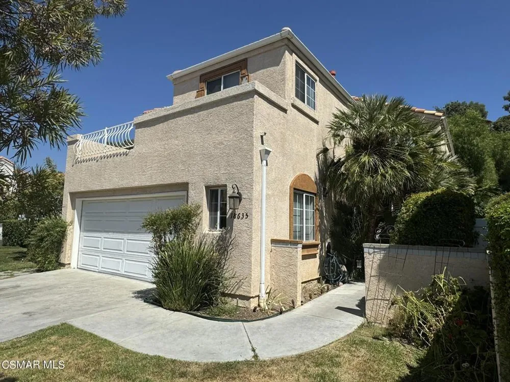 18635 Nathan Hill Drive #11 Canyon Country, CA 91351