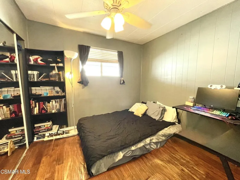 21500 Lassen Street #117 Chatsworth, CA 91311