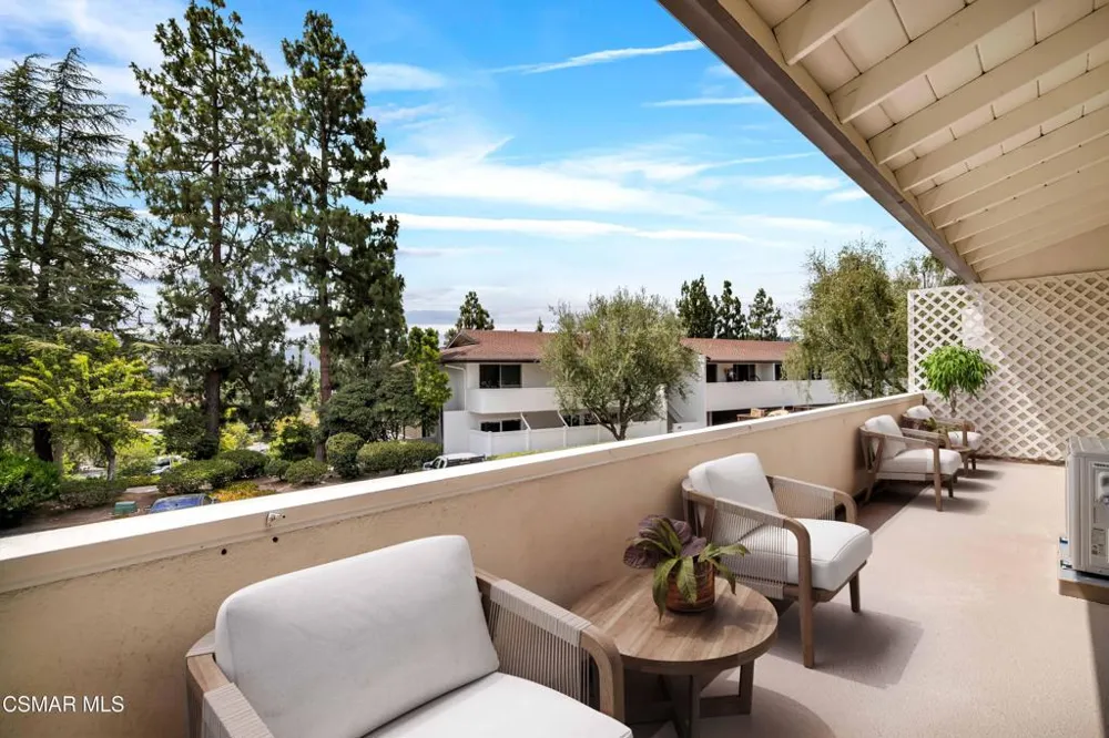 605 Warwick Avenue #629-4 Thousand Oaks, CA 91360