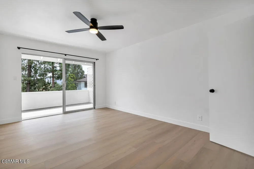 605 Warwick Avenue #629-4 Thousand Oaks, CA 91360