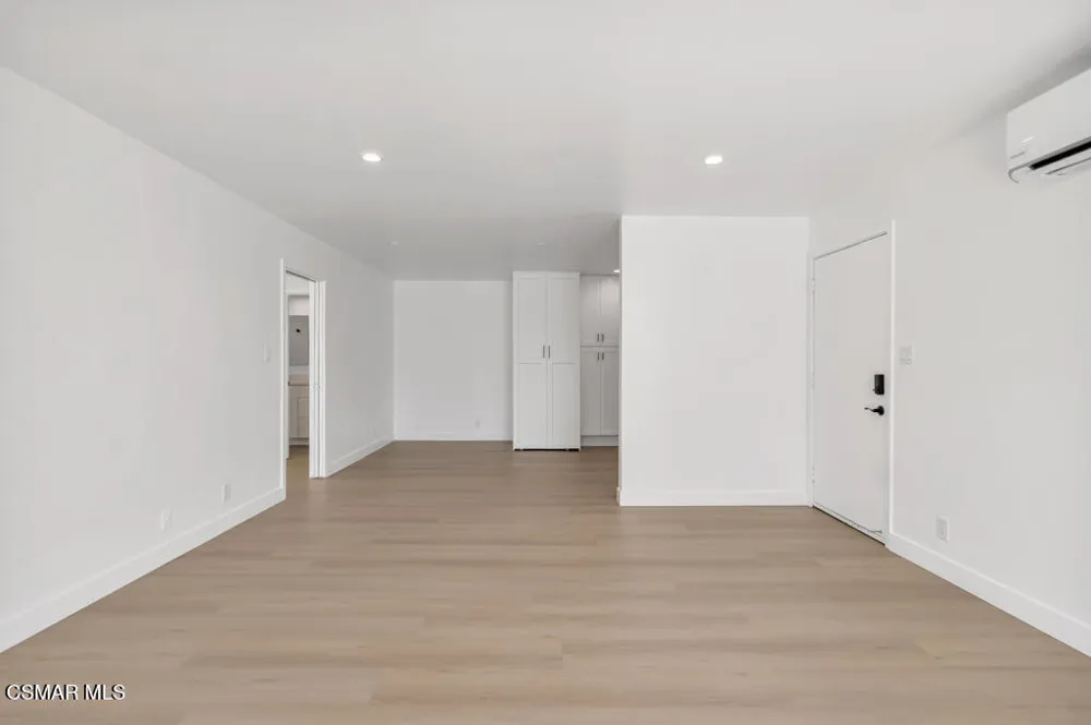 605 Warwick Avenue #629-4 Thousand Oaks, CA 91360
