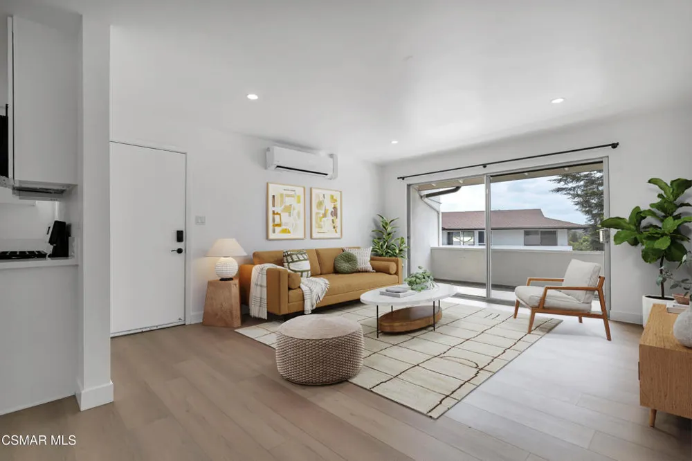 605 Warwick Avenue #629-4 Thousand Oaks, CA 91360