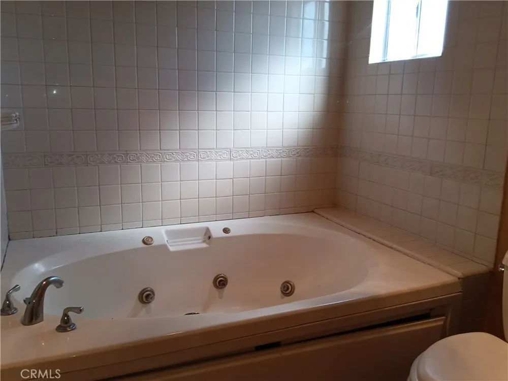 1907 Pontelli Court Stockton, CA 95207