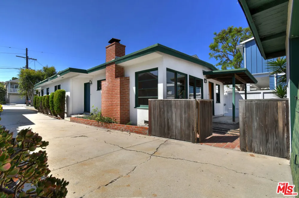 513 24th Place Hermosa Beach, CA 90254