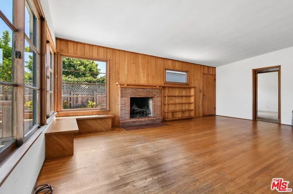 513 24th Place Hermosa Beach, CA 90254