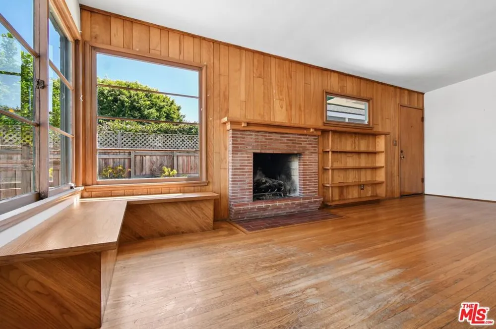 513 24th Place Hermosa Beach, CA 90254