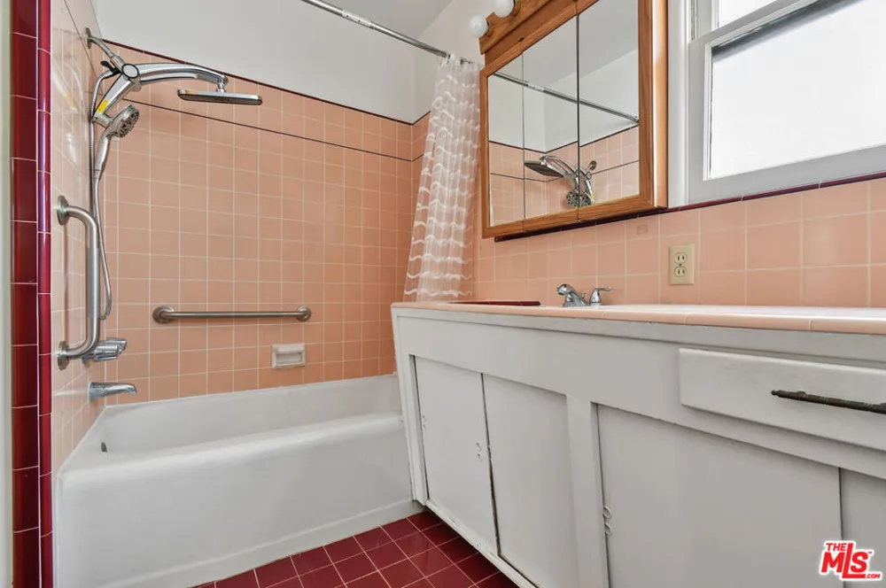 513 24th Place Hermosa Beach, CA 90254